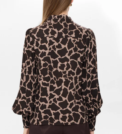 Numph Ladies NUHana Shirt in Black Coffee, Hana Blouse
