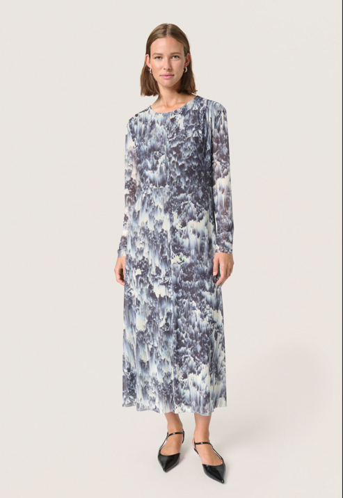 Soaked IN Luxury Ladies SLHartley Dress In Dark Navy Landscape Print