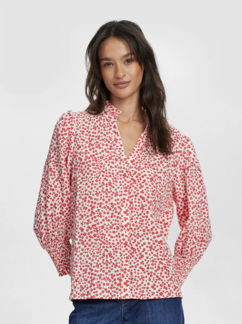 Numph Ladies NuIva Shirt In Geranium