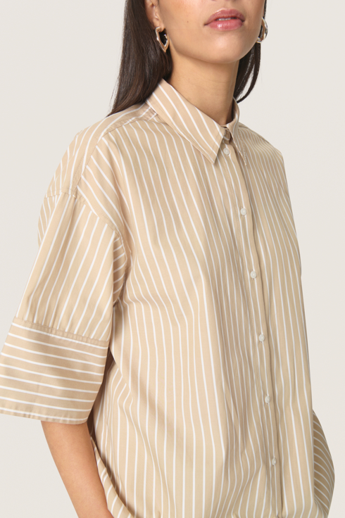 Soaked in Luxury Ladies Shirt SLKaily in Travertine Stripes, Kaily Short Sleeved