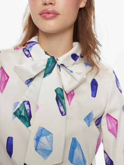 Numph Ladies NuCrystal Bow Tie Shirt Cloud Dancer