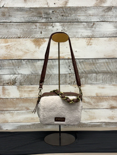 Remonte Ladies Handbag Q0645-80 in Cream faux fur
