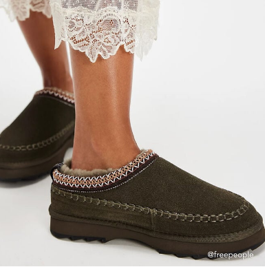 Emu Australia Sharky Adventure Scuff Mule W13239 in Dark Olive Slide