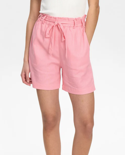 Numph Ladies NUYngva Shorts in Flamingo Pink, Yngva