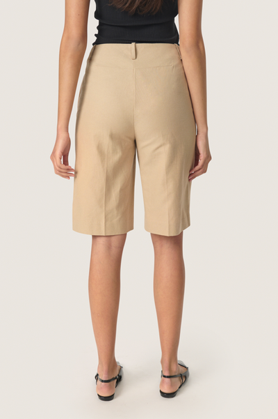 Soaked In Luxury Ladies SLcarry Shorts In Travertine