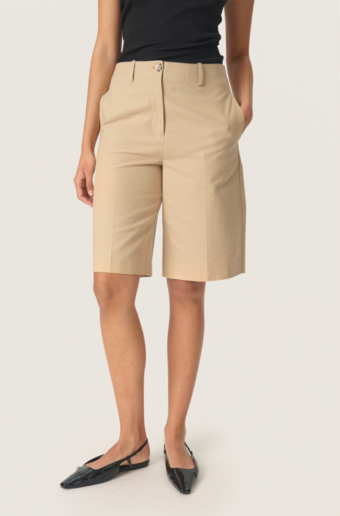 Soaked In Luxury Ladies SLcarry Shorts In Travertine