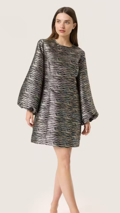 Soaked In Luxury Ladies SLEowen Dress In Zebra Jacquard, Eowen