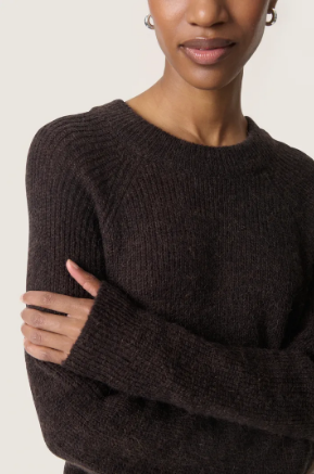 Soaked In Luxury Ladies SlTuesday Ragian Pullover Ls In Choclate Torte