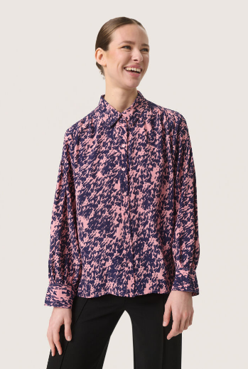 Soaked In Luxury Ladies Shirt SLSylvia Long Sleeve in Blush Drop Print, Sylvia