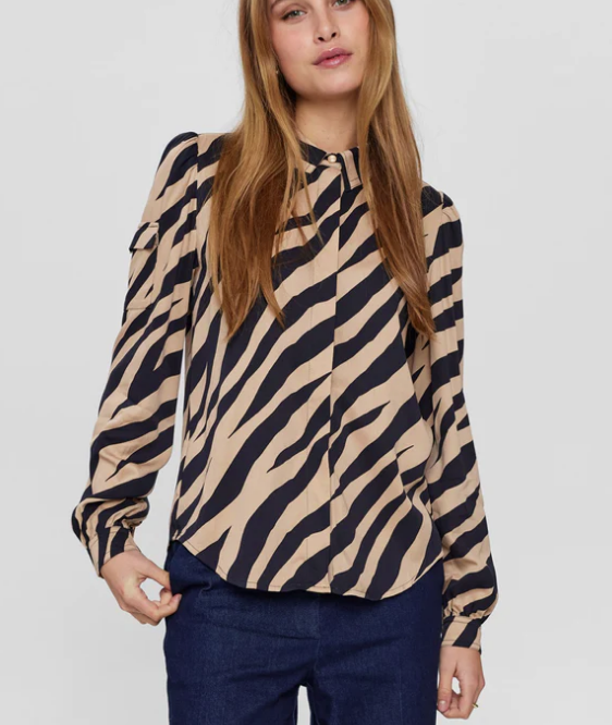 Numph Ladies Shirt NUVille in Sesame, Ville