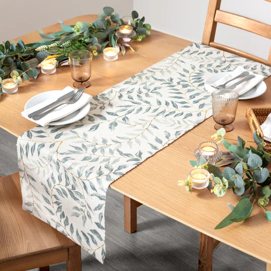 Evans Lichfield Vinea Indoor/Outdoor Table Runner Green