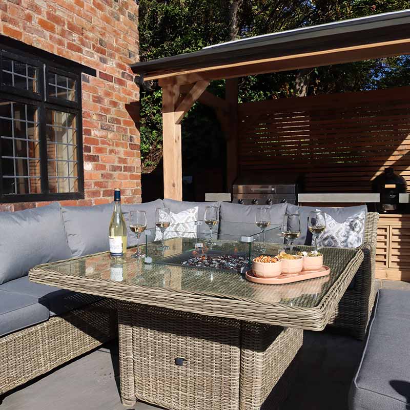 Royalcraft Wentworth 8 Seater Deluxe Modular Corner Dining Lounging Set with Square Fire Pit Table