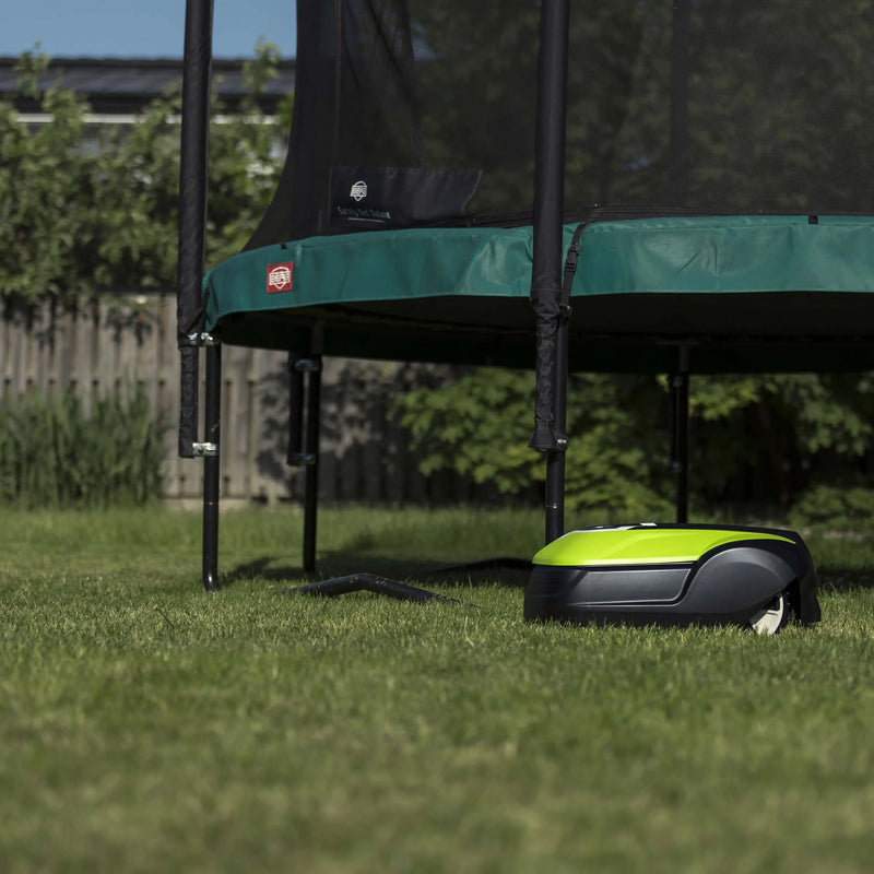 Greenworks Optimow 15 Robot Lawnmower for Lawns up to 1500m2 with 35% Slope,