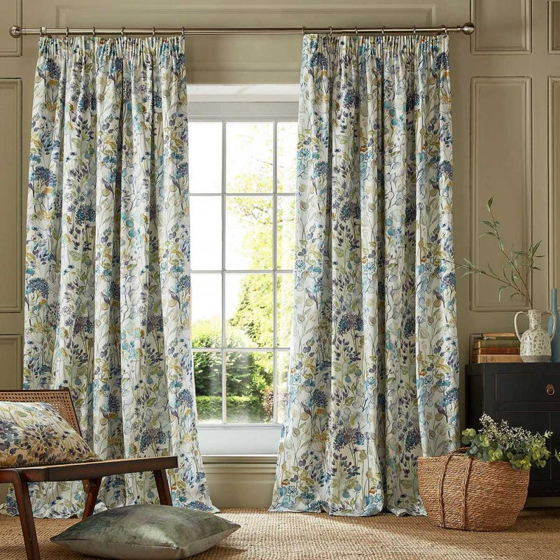 Voyage Maison Country Hedgerow Sky 90x90 Curtains