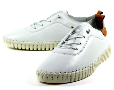 Lunar Ladies Casual Soft Leather Shoe, Flamborough in White