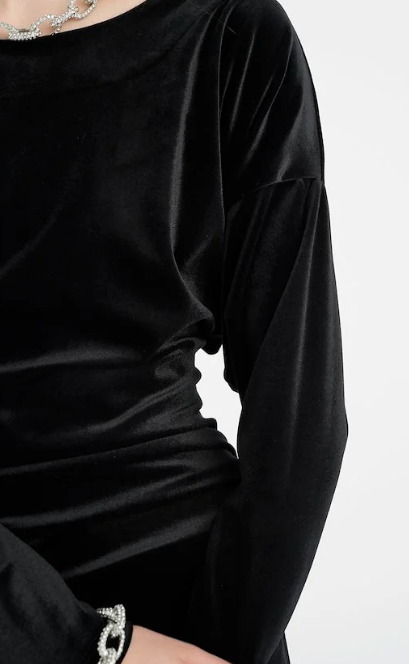 In Wear ladies Short Dress Ofiaiw, in Black velour, Ofia